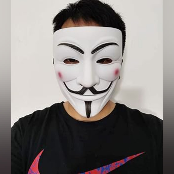 Vendetta Mask (Nwt) - Picture 3 of 3